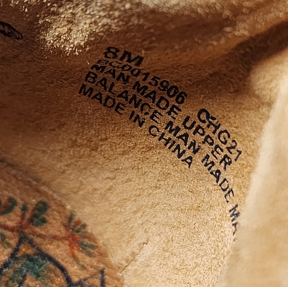 B.O.C Womens Khloe Rust Faux Nubuck Suede Leather, Velvet Lined Sneaker Size 8M - Picture 13 of 13